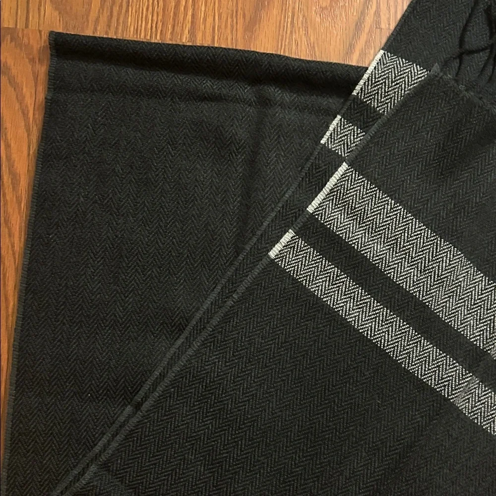 Old Navy Men's Scarf